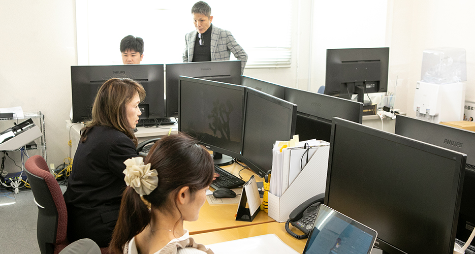 人と企業の可能性をひらく